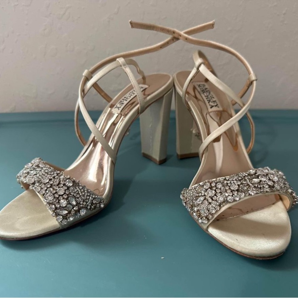 Badgley Mischka Carolyn Block Wedding Heels